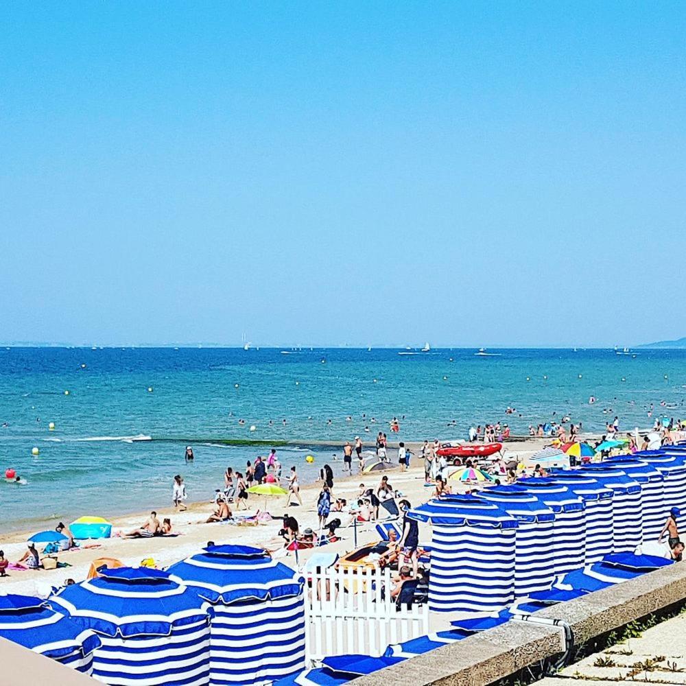 "Magnifique 2 Pieces " 150M Plages Et 500M Centre De Кабур Экстерьер фото